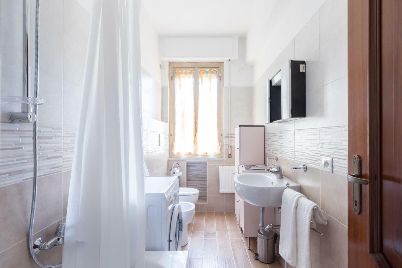 Apartamento Hortis Apartment, 5 Persone, 2 Camere, Balcone, Metro C E Tram Per Il Centro